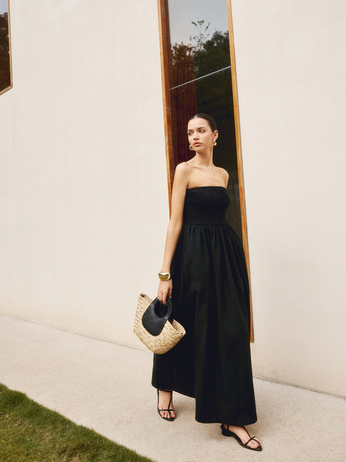 Robe longue sans bretelles plissée en coton et lin