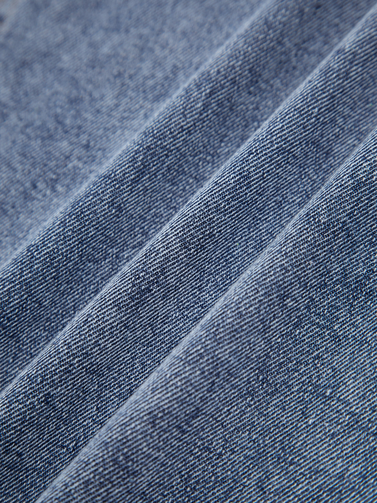 Jupe longue en denim fendue avec poches boutonnées asymétriques