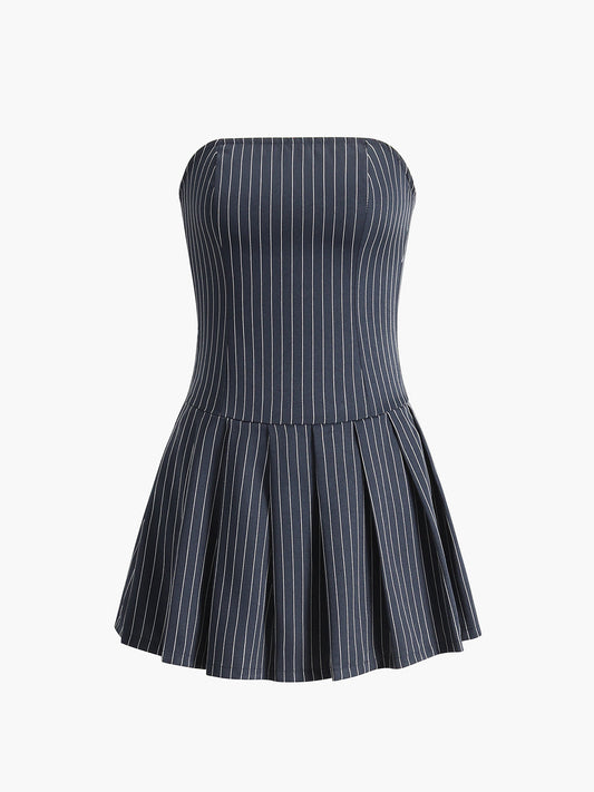 Robe courte plissée à rayures