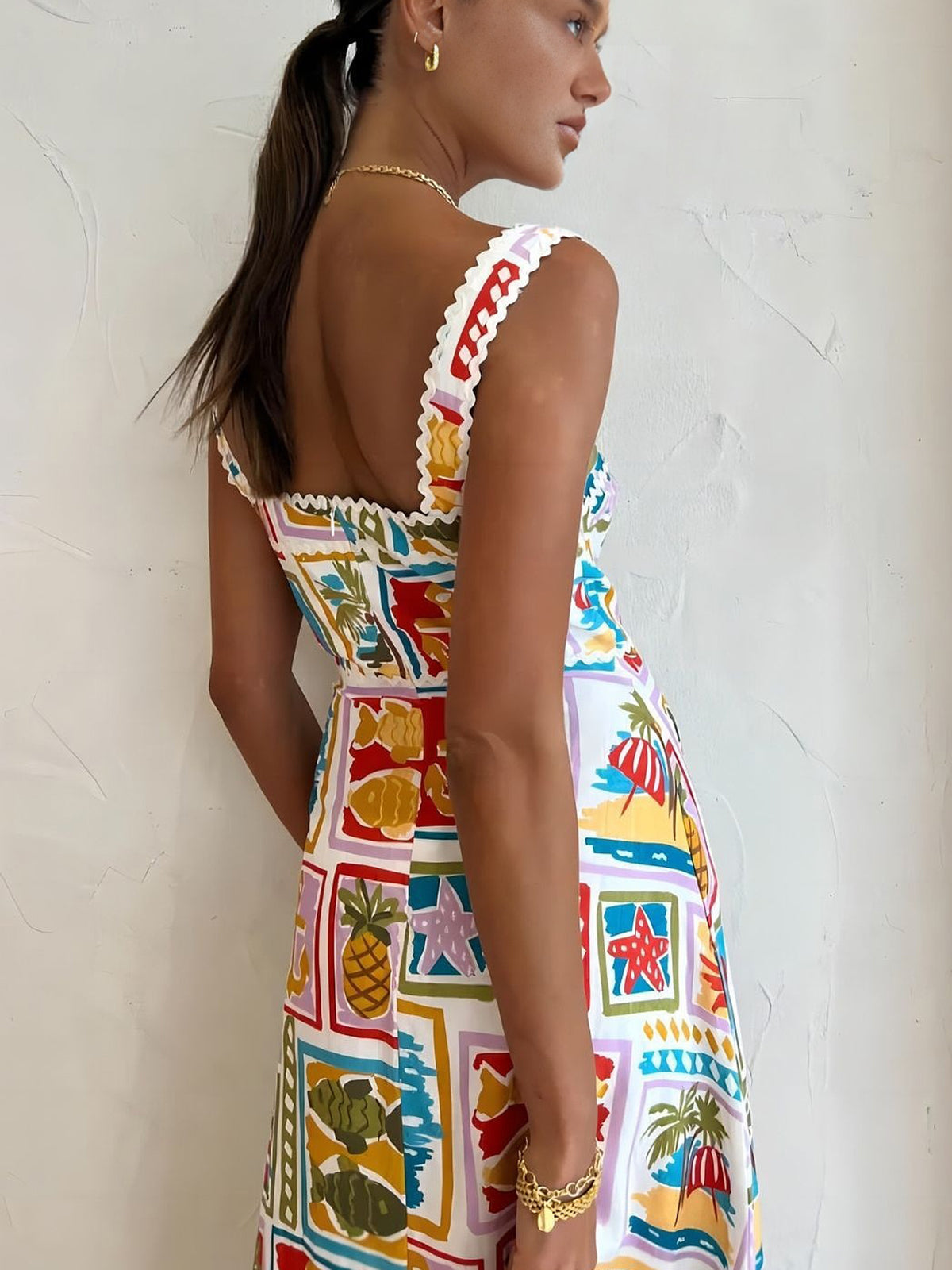 Robe longue sans manches imprimée graffiti