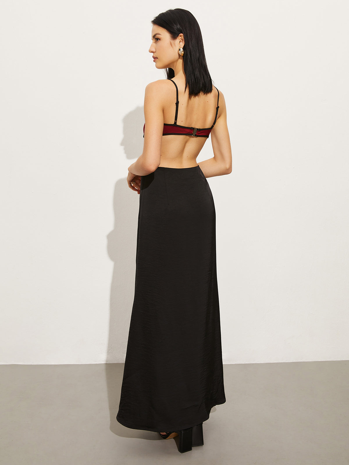 Robe dos nu à découpes en blocs de couleur