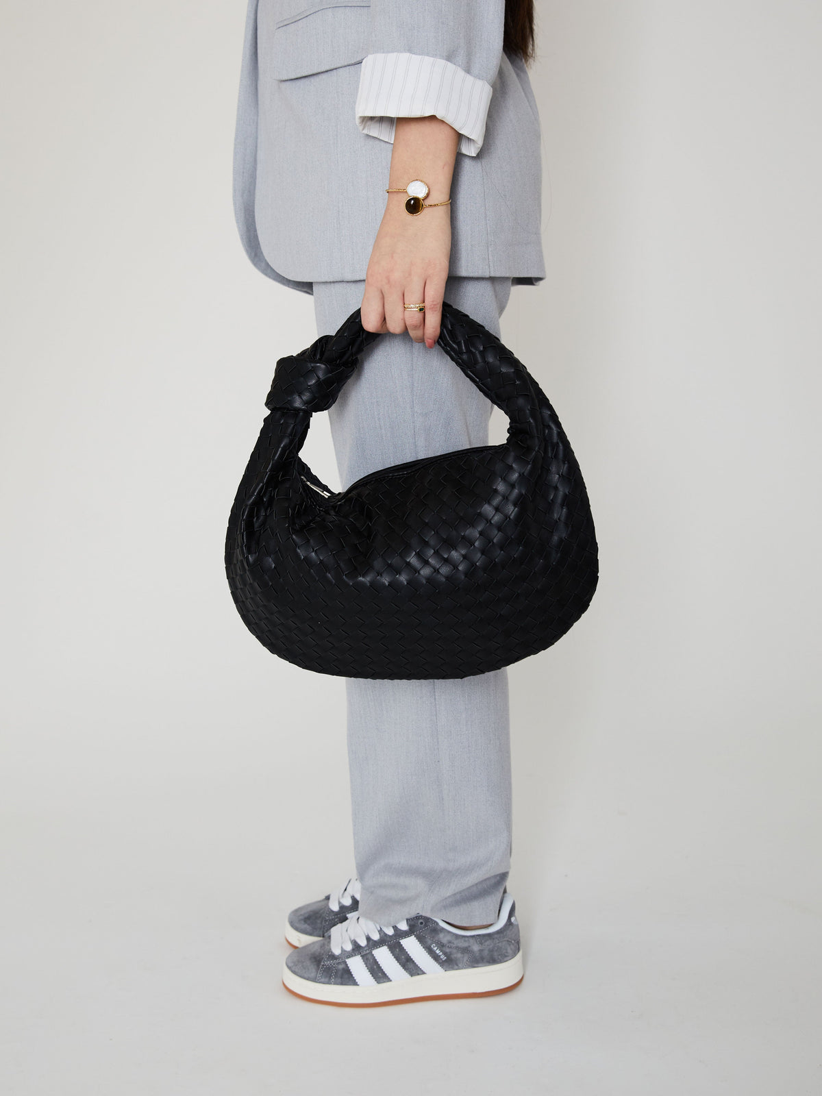 Medium Everyday Leather Bag - Black